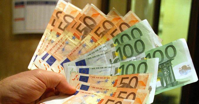 Circolazione Del Contante, Cash Fino A 3 Mila Euro